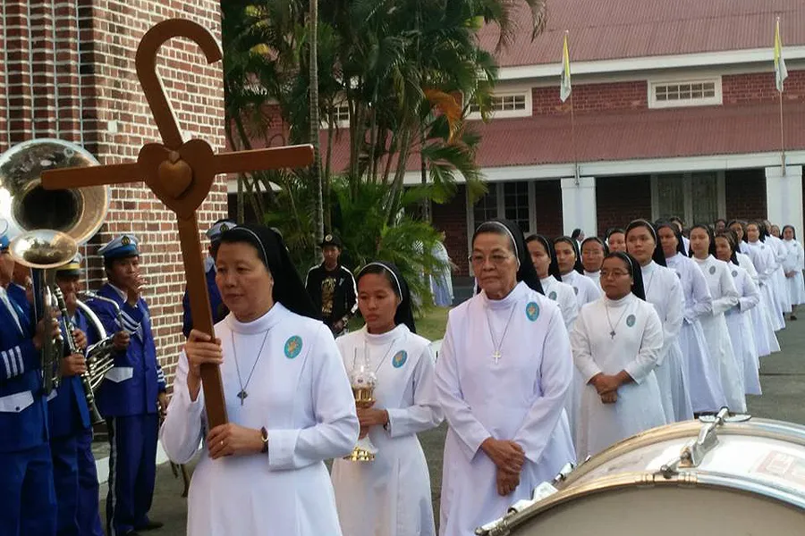 The Good Shepherd nuns celebrate 150 years in Burma at Mass in Yangon, Jan. 16, 2016. ?w=200&h=150