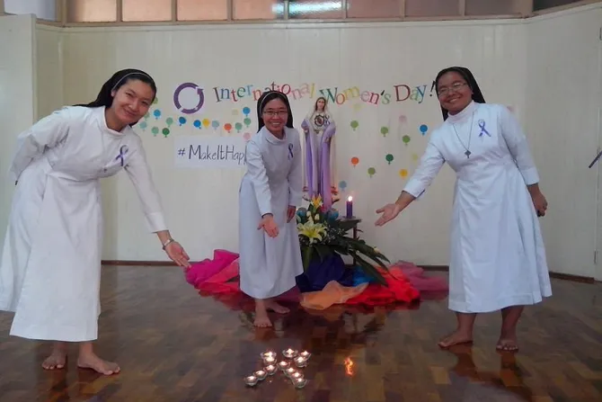 Good Shepherd nuns prayer animation in action celebrating International Womens Day Workshop 2015 in Yangon Burma Credit Sr Elizabeth Joseph RSG 03 09 2015 CNA