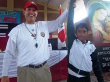 49ers head coach Jim Harbaugh and Piura, Peru resident.