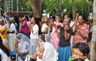 Sri Lankans participate in healing prayers for a day of the sick in August, 2014.   Roshan Fernando/Archdiocese of Colombo.