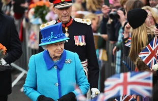Queen Elizabeth II in Newtongrange, Scotland on Sept. 9, 2015.   Jeff J. Mitchell/Getty Images.