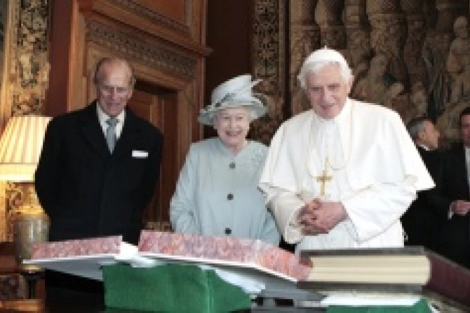 His Holiness Pope Benedict XVI Pays A State Visit To The UK Day 1 Credit David Cheskin   WPA Pool Getty Images News Getty Images CNA500x315 World Catholic News 6 6 12