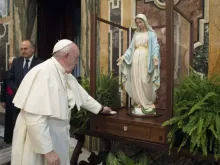 Pope Francis blesses a statue of the Immaculate Virgin Mary of the Miraculous Medal Nov. 11, 2020. Credit: Vatican Media.