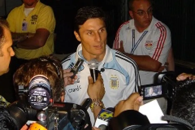 Javier Pupi Zanetti speaks to the press after a match between Argentina and USA June 8 2008 Credit Liana Kyle via Flickr CC BY NC 20 CNA 7 14 14