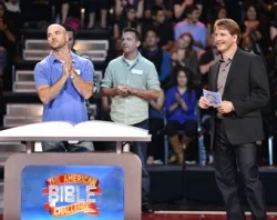 Jeff Foxworthy with Team Suburban Saints on The American Bible Challenge. Photo courtesy of GSN.?w=200&h=150