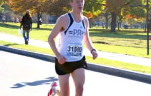 Jeff Grabosky competes in a Washington, D.C. marathon in October 2009 