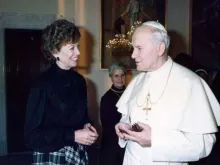 Joan Lewis meets St. John Paul II Dec 10, 1985. Photo courtesy of Joan Lewis