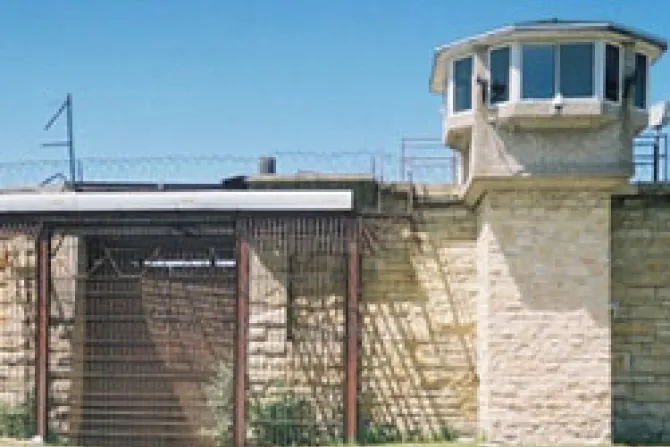 Joliet Prison Gate CNA US Catholic News 12 21 10