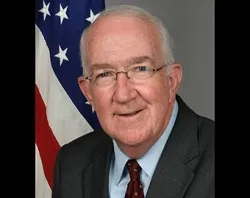 Kenneth F. Hackett, United States Ambassador to the Holy See?w=200&h=150