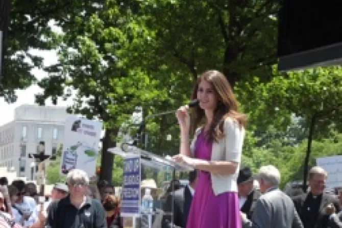 Lila Rose speaks at Stand Up for Religious Freedom rally in DC CNA US Catholic News 6 8 12
