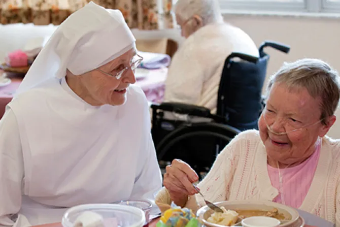 Little Sisters of the Poor Courtesy of the Becket Fund for Religious Liberty CNA US Catholic News 9 25 13