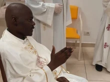 The late Fr. Livinius Esomchi Nnamani in his hospital room