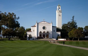 Loyola Marymount University.   alanak via Flickr (CC BY-NC-SA 2.0).