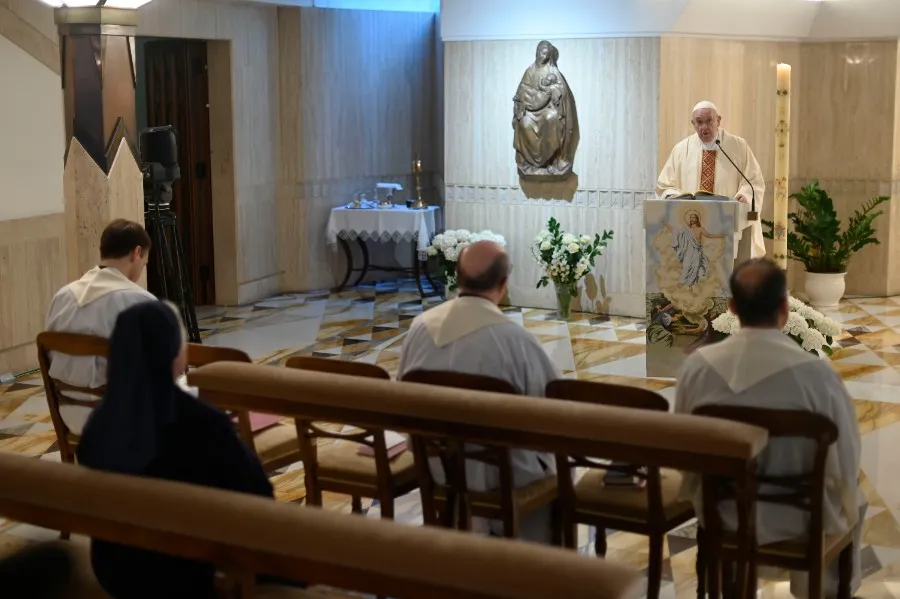 Pope Francis celebrates morning Mass at the Casa Santa Marta April 27, 2020. ?w=200&h=150