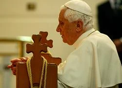 Pope Benedict XVI praying at the Blessed Mary Mackillop Shrine?w=200&h=150