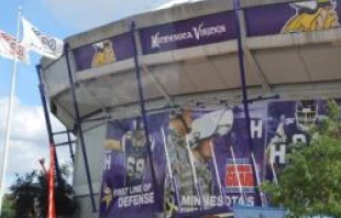 Mall of America Field at Hubert H. Humphrey Metrodome in Minneapolis, current home of the Minnesota Vikings.   Adam Fagen (CC BY-NC-SA 2.0)