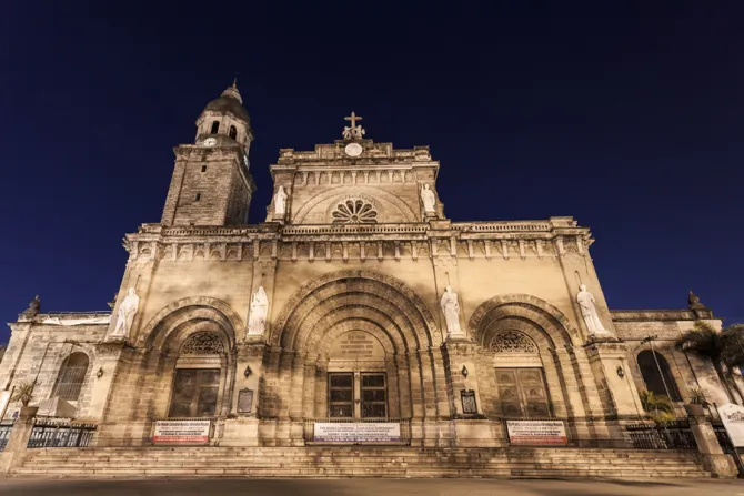 Manila Cathedral Credit saiko3p Shutterstock CNA