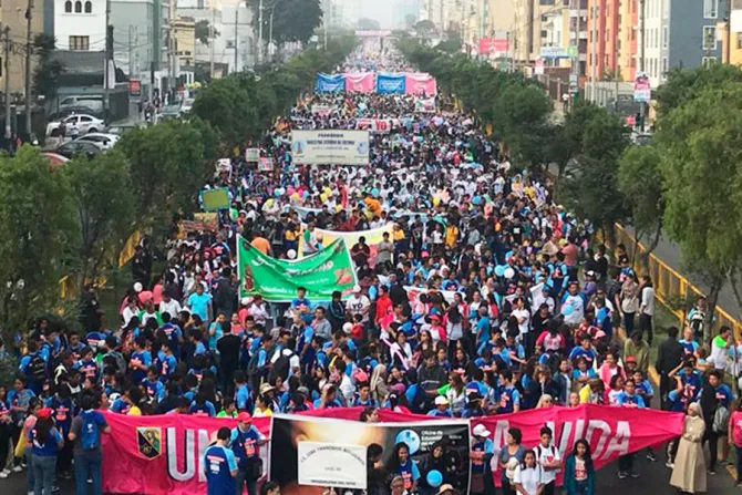 March for Life in Lima Credit Maria Ximena Rondon CNA