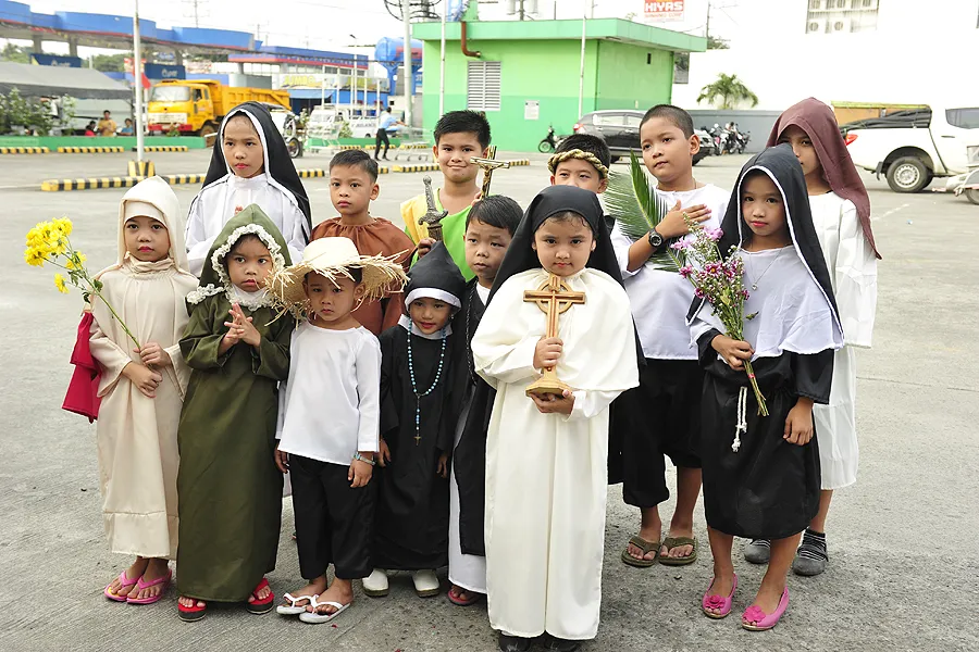 A March of Saints at St. John the Evangelist parish in the Diocese of Malolos. ?w=200&h=150