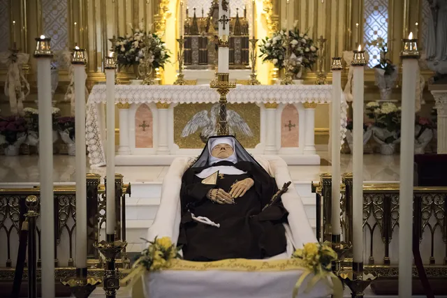 The 'boast' of Mother Angelica was in Christ, not herself :: Catholic ...