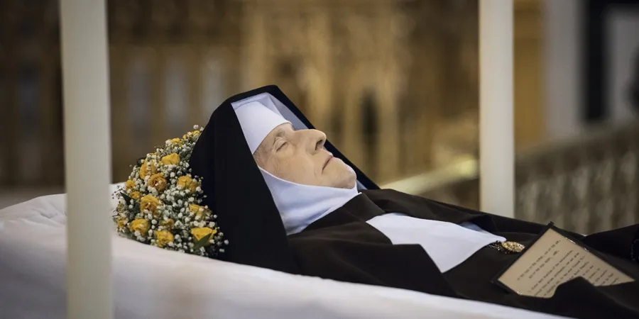 Funeral marks Mother Angelica's life as a 'faithful bride' to Jesus ...