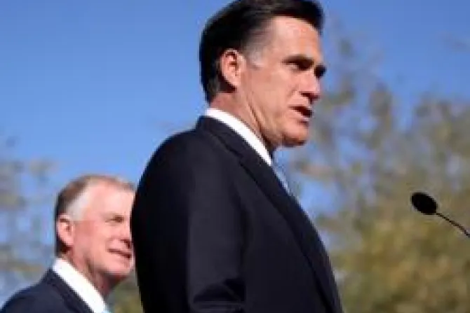 Mitt Romney at a supporters rally in Paradise Valley AZ along with former US Vice Pres Dan Quayle on Dec 6 2011 Credit Gage Skidmore CC BY SA 20 CNA US Catholic News 1 9 12