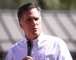 Mitt Romney speaking to supporters at a rally on April 20, 2012 in Tempe, Ariz. ?w=200&h=150