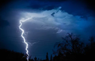 Monsoon lightning.   Matt Frahm via Flickr (CC BY-NC-ND 2.0).