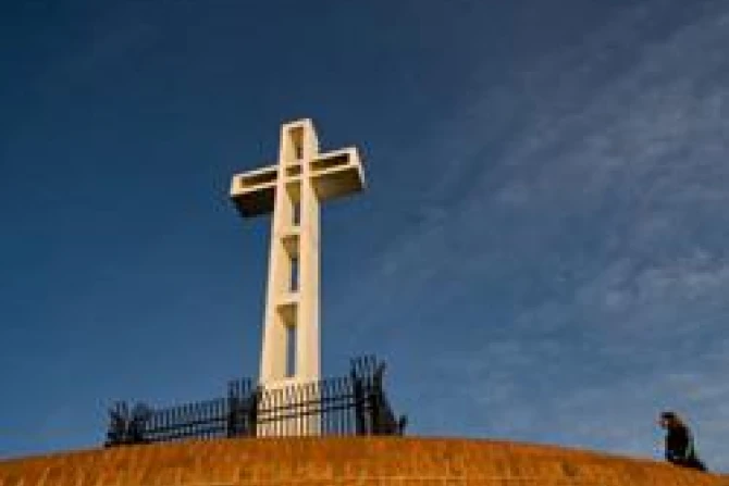Mount Soledad Credit Jason Pratt CC BY 20 2 CNA US Catholic News 10 17 11