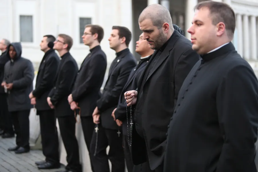 Seminarians from the North American College in Rome, Italy pray the rosary in St. Peter's Square March 13, 2016. CNA file photo.?w=200&h=150