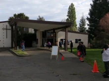 Kolbe Academy prepares to distribute food in Napa, California. Courtesy photo.