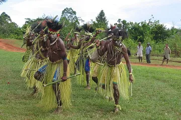 Natives performing traditional dance in Papua New Guniea Credit Diocese of Daru Kiunga CNA 1 28 14