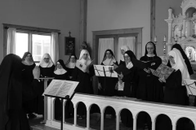 Nuns from the Benedictines of Mary Queen of the Apostles create their new album Angels and Saints at Ephesus Credit De Montfort Music CNA US Catholic News 4 12 13