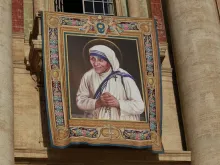 Official banner for Mother Teresa's canonization hangs on the facade of St. Peter's Basilica. 