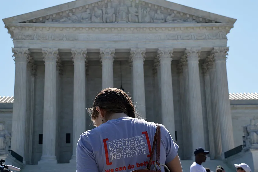 Outside of the US Supreme Court House in Washington DC during the June 2015 ruling on the death penalty. ?w=200&h=150