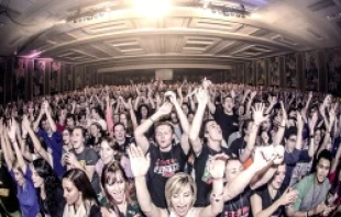 Over six thousand young people pack the main ballroom for the SEEK 2013 conference in Orlando.   Jason Siegel Photography.
