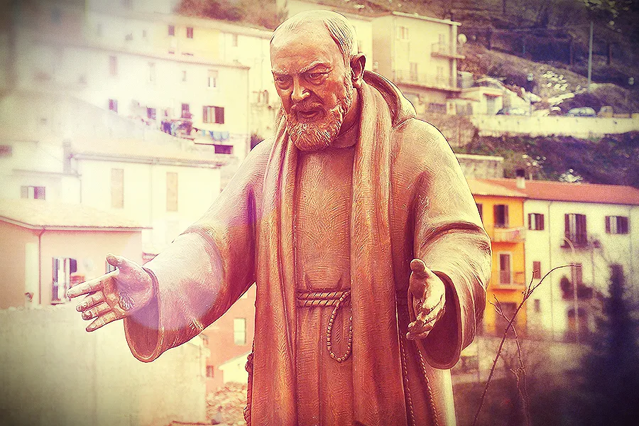 Statue of Padre Pio. ?w=200&h=150