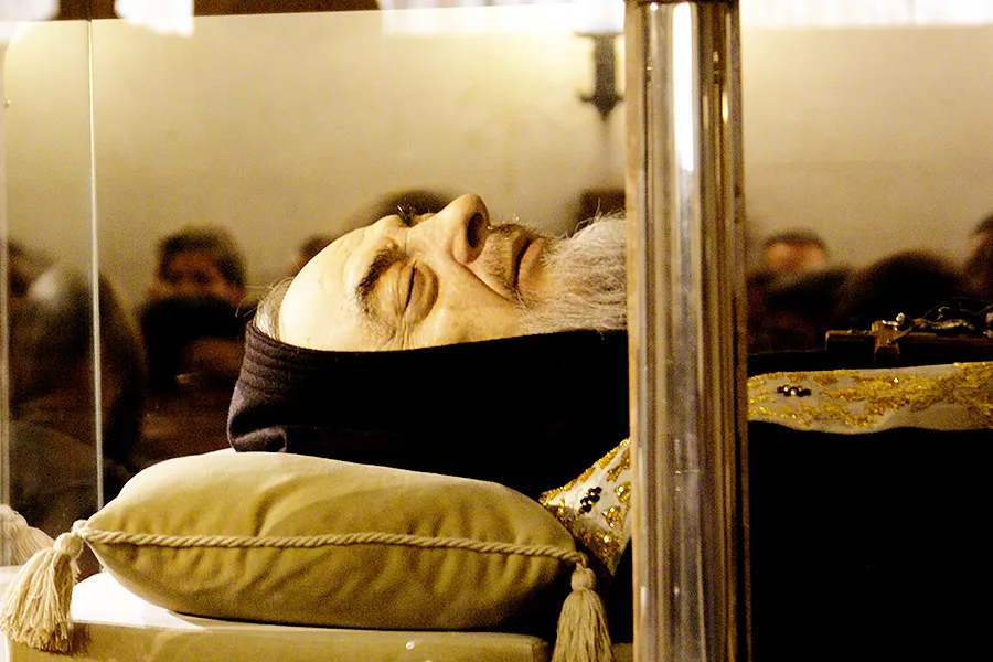 The body of St. Pio of Pietrelcina. ?w=200&h=150