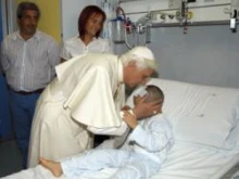 Pope Visits Paediatric Hospital Of Bambin Gesu / 