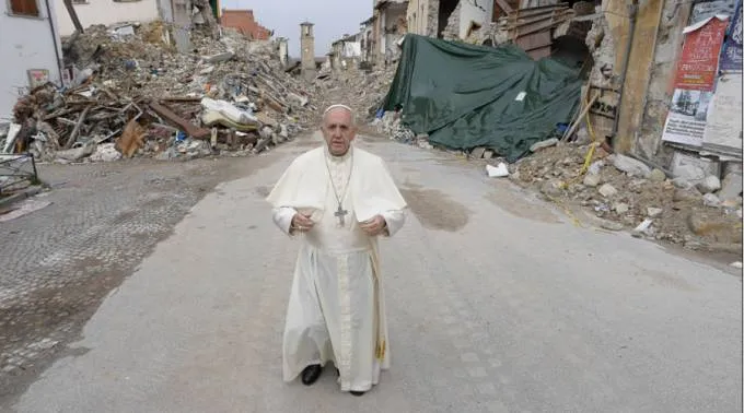 Pope Francis visits an earthquake zone in Italy in 2016. Photo: L'Osservatore Romano?w=200&h=150