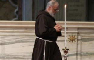 Papal Preacher Fr. Raniero Cantalamessa after giving the homily during Good Friday's Passion liturgy on April 18, 2014   Lauren Cater/CNA