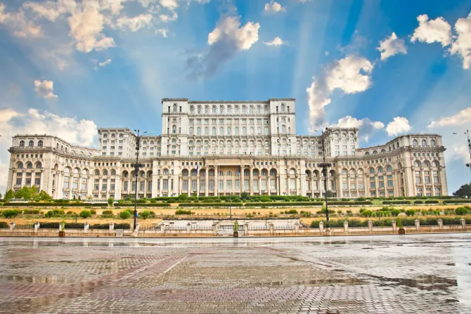Parliament of Romania Credit Aleksandar Todorovic Shutterstock CNA
