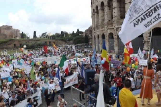 Participants in the 2013 March for Life Italy prepare to being their march at the Coliseum on May 12 2013 Credit Alan Holdren CNA