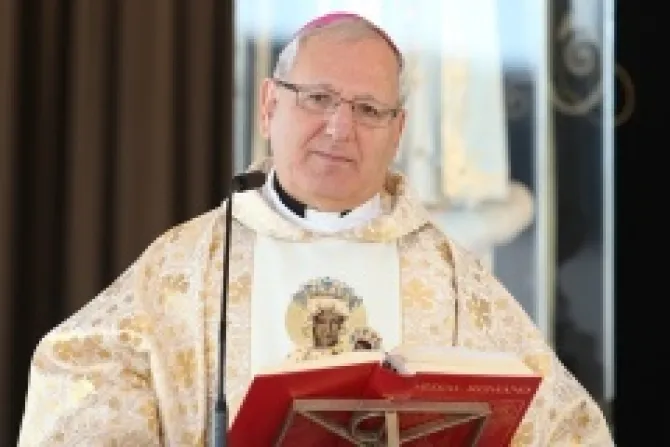 Patriarch Louis Raphael I Sako of Baghdad of the Chaldeans Credit Aid to the Church in Need wwwacnukorg 2 CNA Catholic News 2 25 13