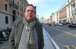 Paul Badde of Die Welt speaks to CNA in Rome on Feb. 12, 2013. ?w=200&h=150