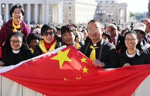 Chinese pilgrims attend the general audience in St. Peter's Square, Oct. 12, 2016. Daniel Ibanez/CNA.