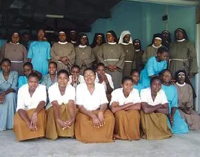 The Poor Clare sisters in Mwanza?w=200&h=150