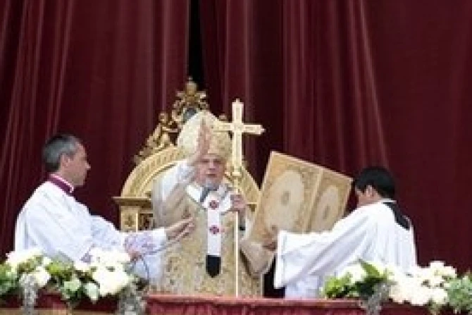 PopeBenedict Easter