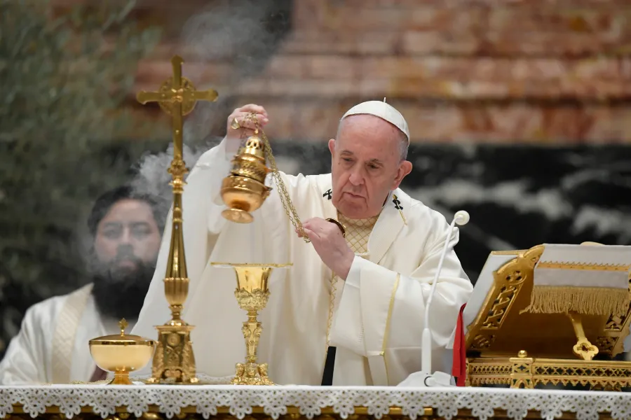 Pope Francis offers Mass in St. Peter's Basilica on April 9, 2020. ?w=200&h=150