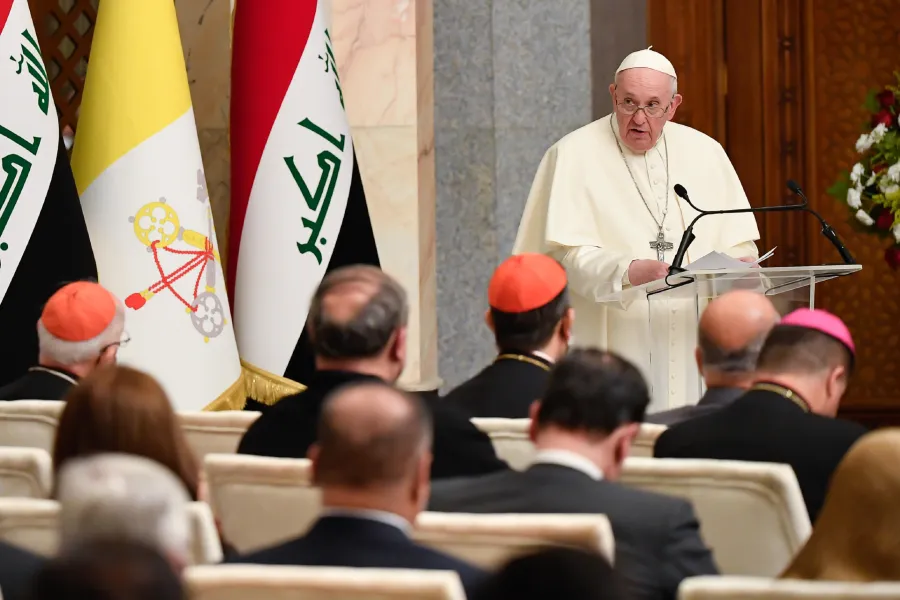Pope Francis addresses local authorities at the Presidential Palace in Baghdad. Credit: Vatican Media.?w=200&h=150